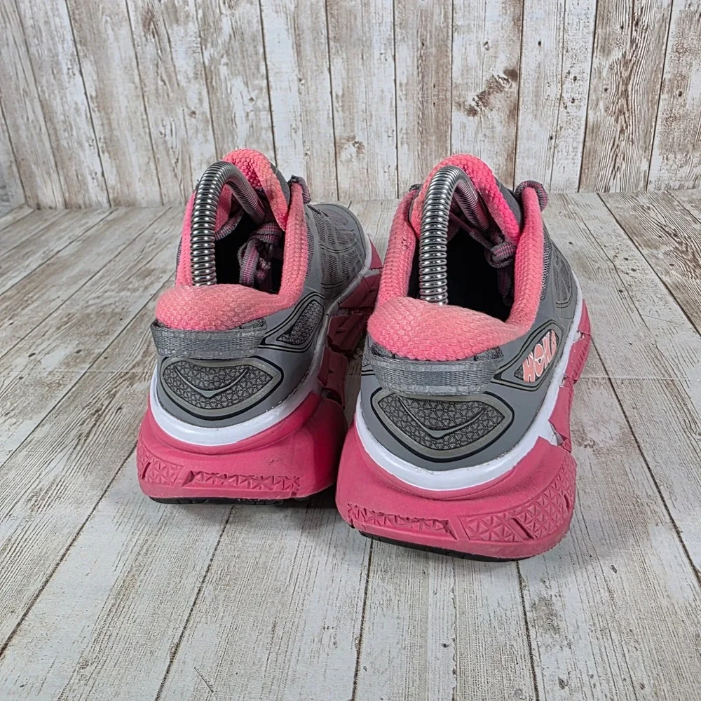 Hoka Clifton 2 Pink and Gray Athletic Shoes - Picture 3 of 7